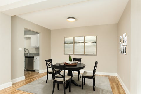 Tiny photo for 400 Ascot Drive #3E, Park Ridge, IL 60068 (MLS # 12784839)
