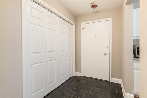Tiny photo for 400 Ascot Drive #3E, Park Ridge, IL 60068 (MLS # 12784839)