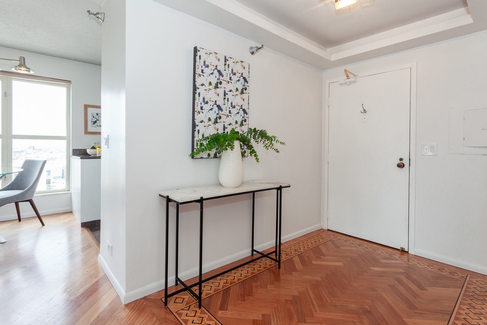 1212 N La Salle Drive 2309
