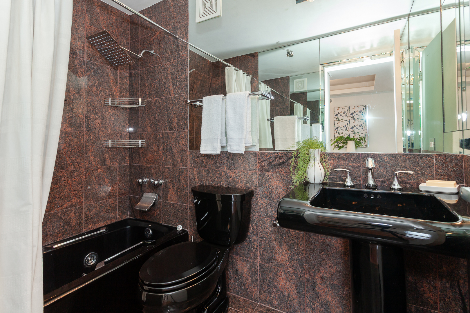 1212 N La Salle Drive 2309