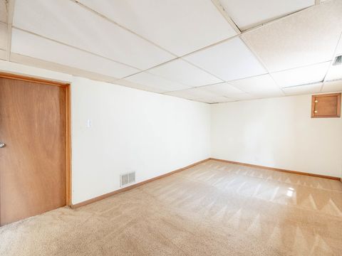 Tiny photo for 9729 Merton Avenue, Oak Lawn, IL 60453 (MLS # 12512188)