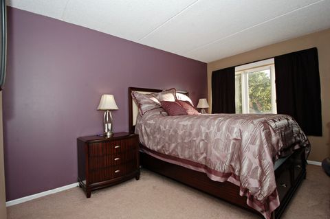 Tiny photo for 104 N Pine Avenue #302, Arlington Heights, IL 60004 (MLS # 12507995)