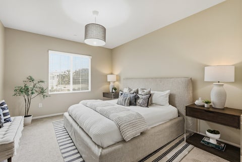 Tiny photo for 10782 New Grove Trail #82, San Diego, CA 92130 (MLS # 12784442)