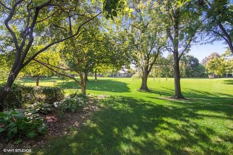 Tiny photo for 471 Old Barn Road, Lake Barrington, IL 60010 (MLS # 12643355)