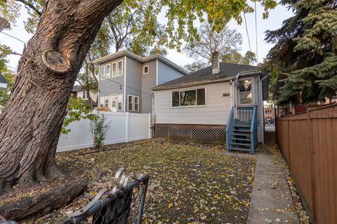 Tiny photo for 1133 S Ridgeland Avenue, Oak Park, IL 60304 (MLS # 12510047)