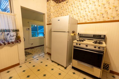 Tiny photo for 1133 S Ridgeland Avenue, Oak Park, IL 60304 (MLS # 12510047)