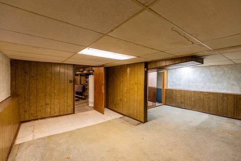 Tiny photo for 1133 S Ridgeland Avenue, Oak Park, IL 60304 (MLS # 12510047)