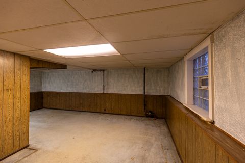 Tiny photo for 1133 S Ridgeland Avenue, Oak Park, IL 60304 (MLS # 12510047)