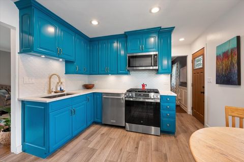 Tiny photo for Highwood, IL 60040 (MLS # 12703698)