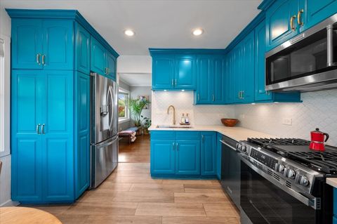 Tiny photo for Highwood, IL 60040 (MLS # 12703698)