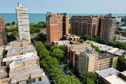 Tiny photo for 635 W Sheridan Road #1, Chicago, IL 60613 (MLS # 12678941)