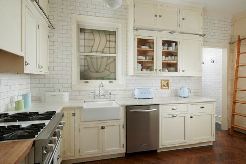 Tiny photo for 635 W Sheridan Road #1, Chicago, IL 60613 (MLS # 12678941)
