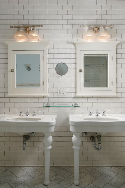 Tiny photo for 635 W Sheridan Road #1, Chicago, IL 60613 (MLS # 12678941)