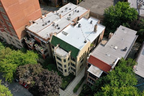 Tiny photo for 635 W Sheridan Road #1, Chicago, IL 60613 (MLS # 12678941)