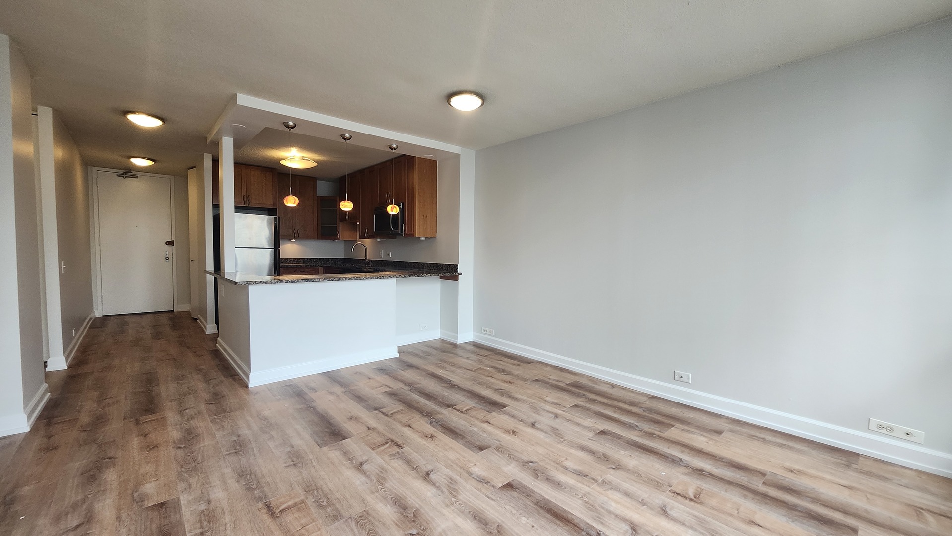 405 N WABASH Avenue 1401