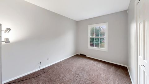 Tiny photo for 17 Basswood Court, Bristol, IL 60512 (MLS # 12486600)