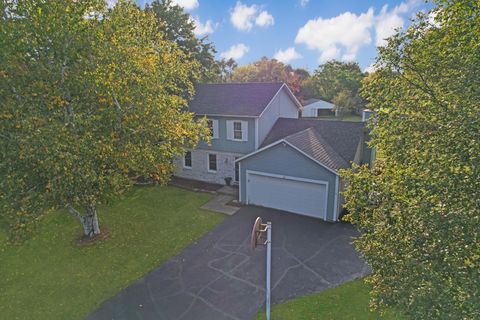 Tiny photo for 17 Basswood Court, Bristol, IL 60512 (MLS # 12486600)