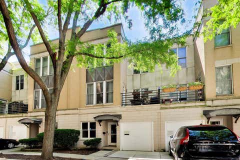 Photo of 1537 S MICHIGAN Avenue #6, Chicago, IL 60605 (MLS # 12708720)