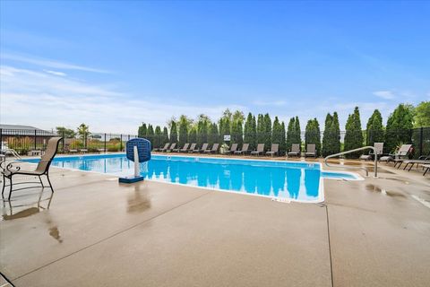 Tiny photo for 1815 Glenbridge Road, Bloomington, IL 61704 (MLS # 12426035)