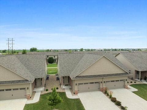 Tiny photo for 1815 Glenbridge Road, Bloomington, IL 61704 (MLS # 12426035)