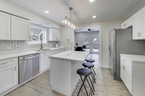 Tiny photo for 508 Beechwood Drive, Round Lake, IL 60073 (MLS # 12551773)