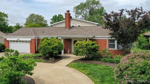 4830 Wolf Road Western Springs IL 60558