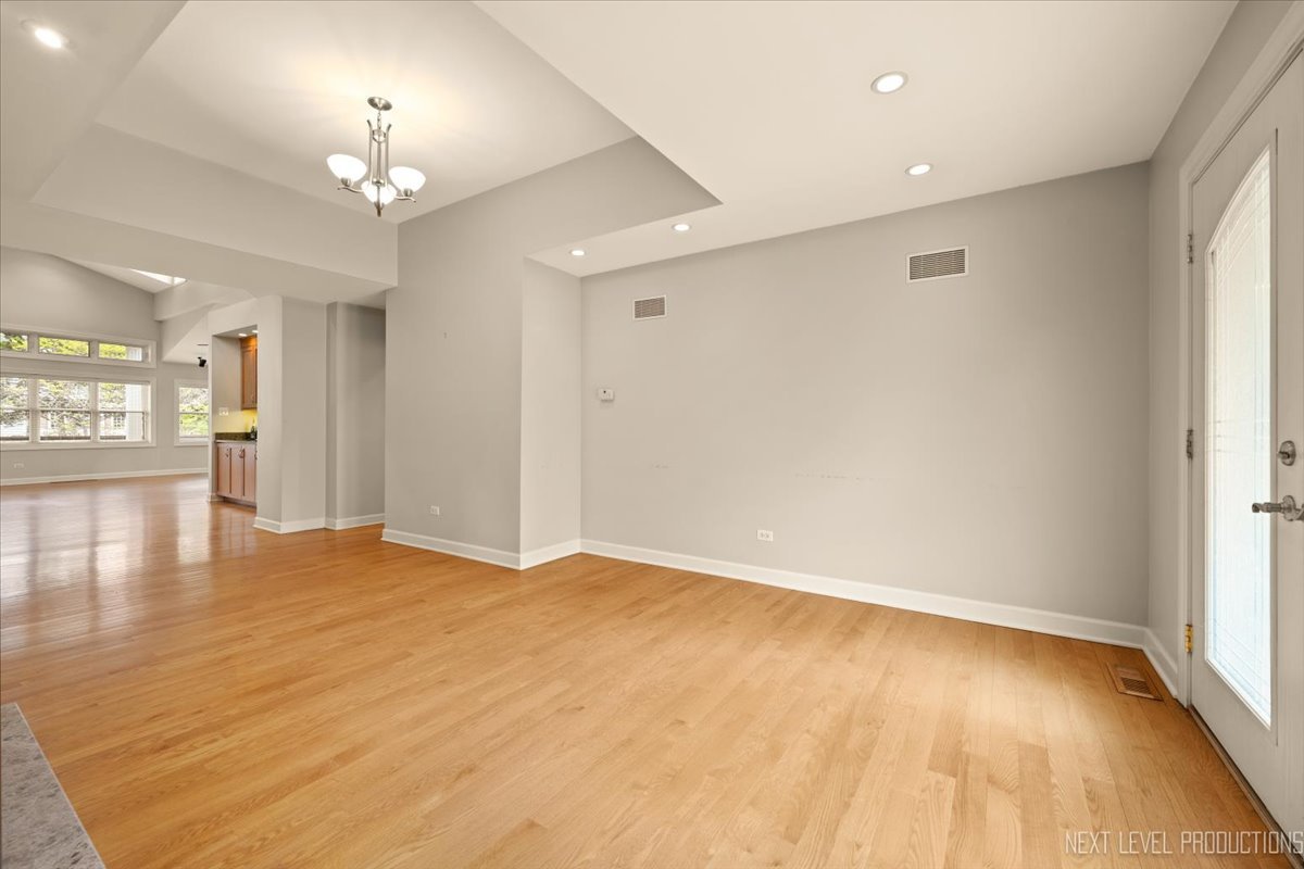 4830 Wolf Road