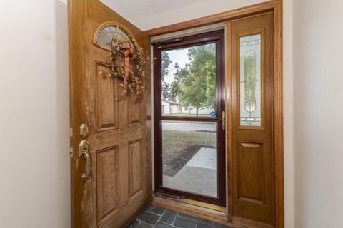 Tiny photo for 1114 Beechwood Avenue, Bloomington, IL 61701 (MLS # 12496849)