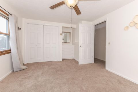 Tiny photo for 1114 Beechwood Avenue, Bloomington, IL 61701 (MLS # 12496849)