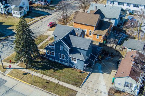 Tiny photo for 405 W High Street, Sycamore, IL 60178 (MLS # 12566159)