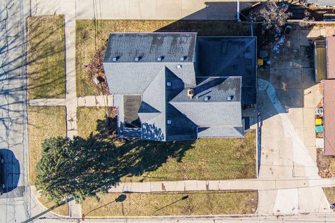 Tiny photo for 405 W High Street, Sycamore, IL 60178 (MLS # 12566159)