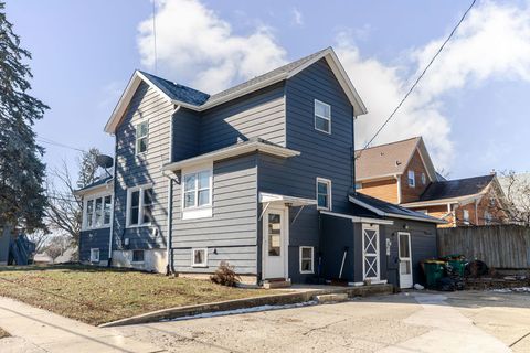 Tiny photo for 405 W High Street, Sycamore, IL 60178 (MLS # 12566159)