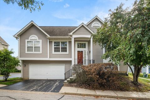 Photo of 2901 Shelly Lane, Aurora, IL 60504 (MLS # 12522075)