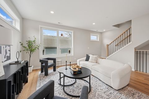 Tiny photo for 944 Beloit Avenue #4, Forest Park, IL 60130 (MLS # 12490575)