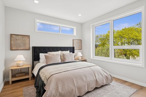 Tiny photo for 944 Beloit Avenue #4, Forest Park, IL 60130 (MLS # 12490575)