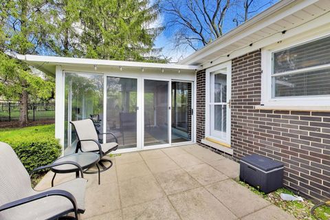 Tiny photo for 570 Wilmot Road, Deerfield, IL 60015 (MLS # 12632889)