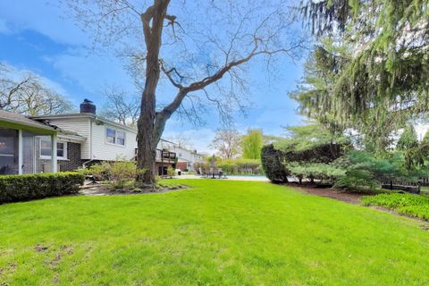 Tiny photo for 570 Wilmot Road, Deerfield, IL 60015 (MLS # 12632889)