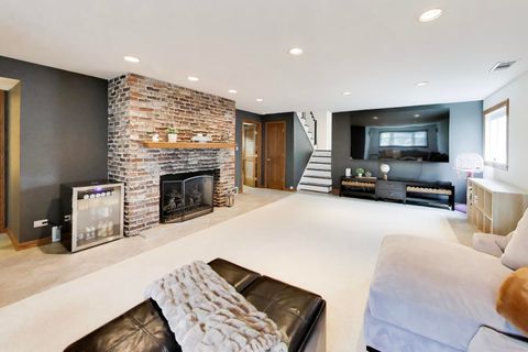 Tiny photo for 570 Wilmot Road, Deerfield, IL 60015 (MLS # 12632889)