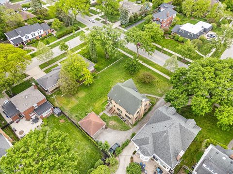 Tiny photo for 219 E Saint Charles Road, Elmhurst, IL 60126 (MLS # 12493473)