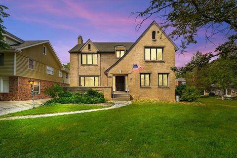 219 E Saint Charles Road Elmhurst IL 60126