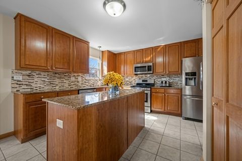 Tiny photo for 2518 Imgrund Road, North Aurora, IL 60542 (MLS # 12620858)