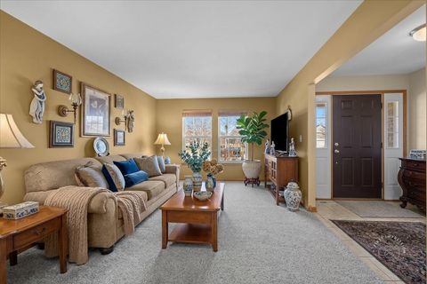 Tiny photo for 2518 Imgrund Road, North Aurora, IL 60542 (MLS # 12620858)