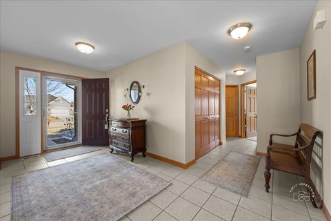 Tiny photo for 2518 Imgrund Road, North Aurora, IL 60542 (MLS # 12620858)