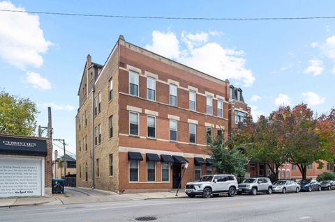 Photo of 1855 N Damen Avenue #2S, Chicago, IL 60647 (MLS # 12619522)