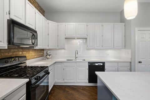 Tiny photo for 1855 N Damen Avenue #2S, Chicago, IL 60647 (MLS # 12619522)