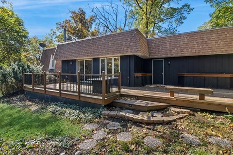 Tiny photo for 3329 Halverson Court, Rockford, IL 61109 (MLS # 12494140)