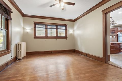 Tiny photo for 1209 N Clinton Boulevard, Bloomington, IL 61701 (MLS # 12510313)