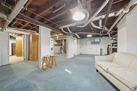 Tiny photo for 1209 N Clinton Boulevard, Bloomington, IL 61701 (MLS # 12510313)