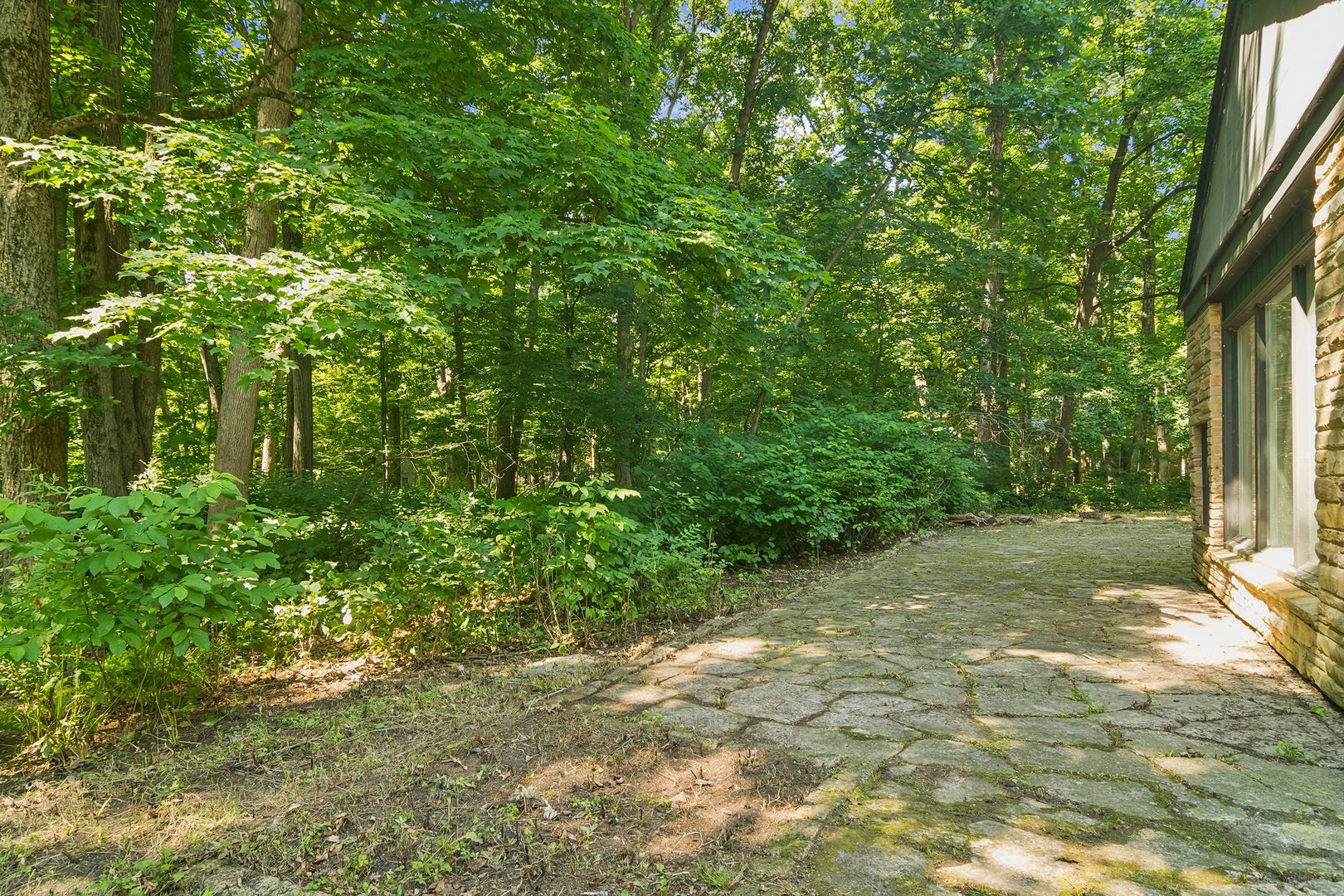 3195 Deerfield Road