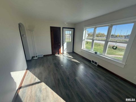 Tiny photo for 3 Suburban, Milan, IL 61264 (MLS # QC4269015)